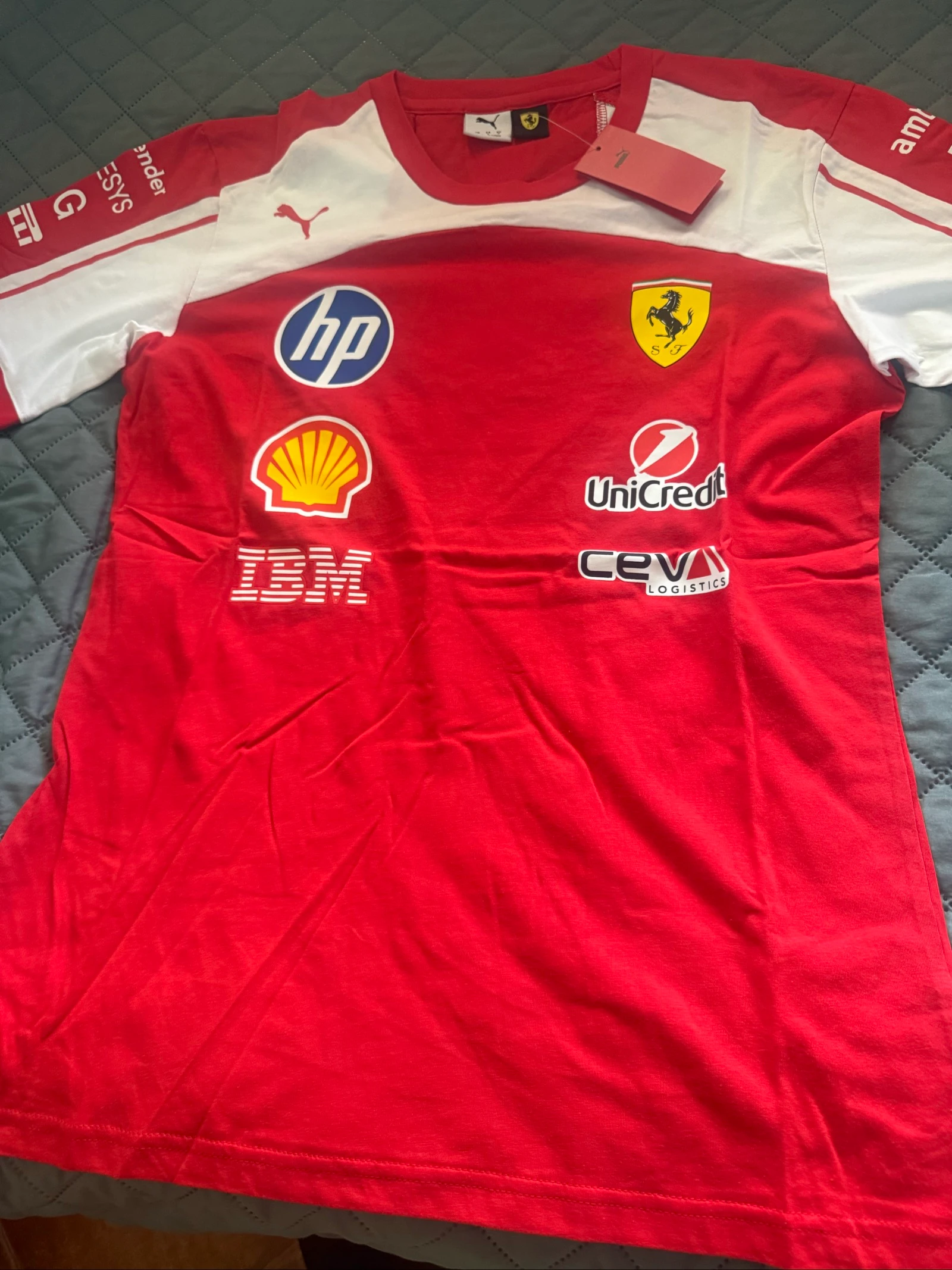 Pull Ferrari F1 2026 S – photo 3